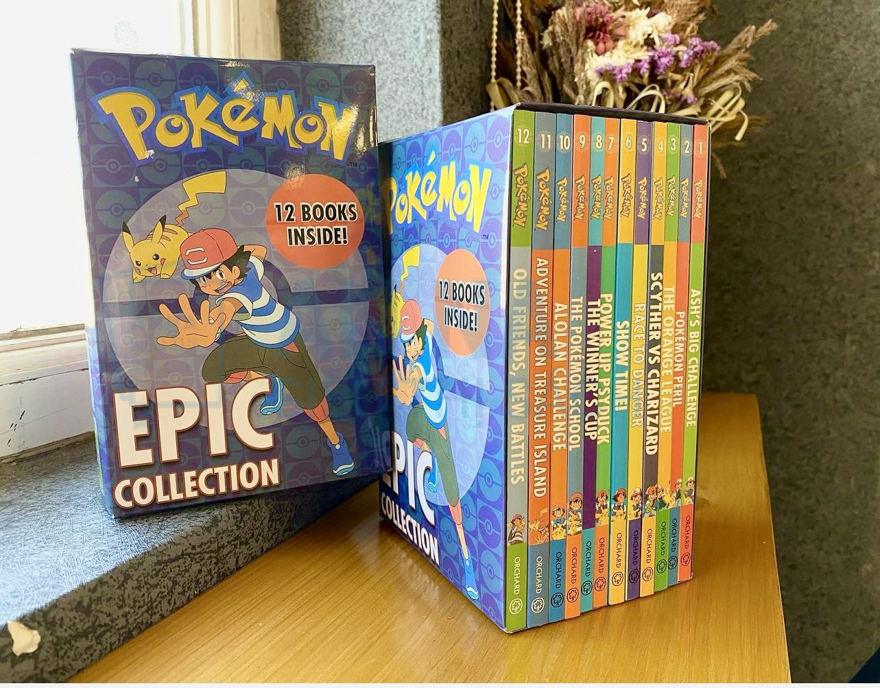 Pokemon Epic Collection box set nhập 12 quyển