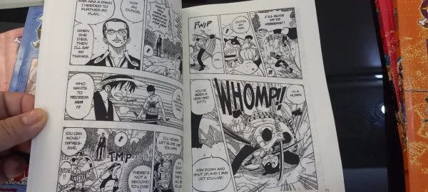 Truyện tranh Tiếng Anh One Piece - Đảo Hải Tặc | Giấy Chống Lóa - Hình ảnh 9