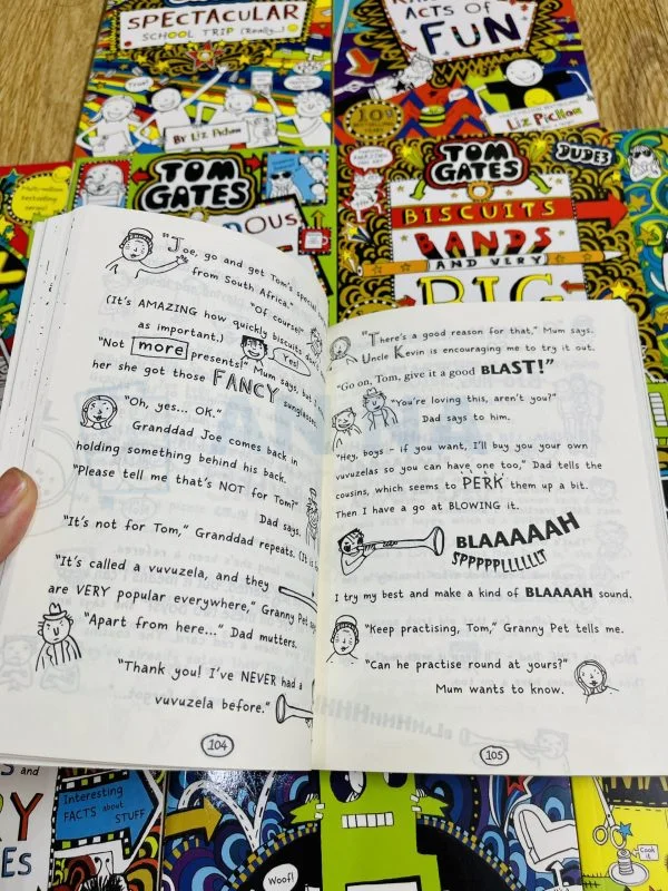 Truyện Tiếng Anh – Tom Gates Series 2 | Bộ 10 Cuốn Nhập Bìa Mềm - Hình ảnh 4