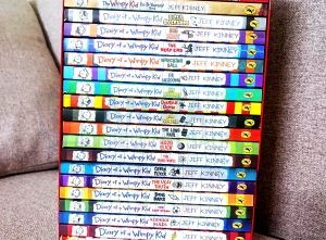 Truyện tiếng anh Diary of a Wimpy Kid Collection Box Set 24 quyển Tặng file audio