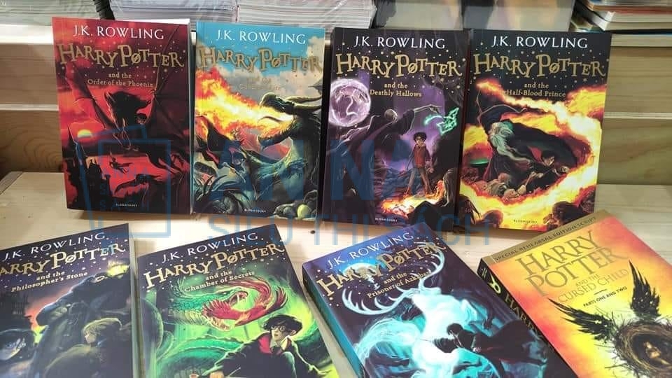 Harry Potter box set nhập 8 books kèm file audio